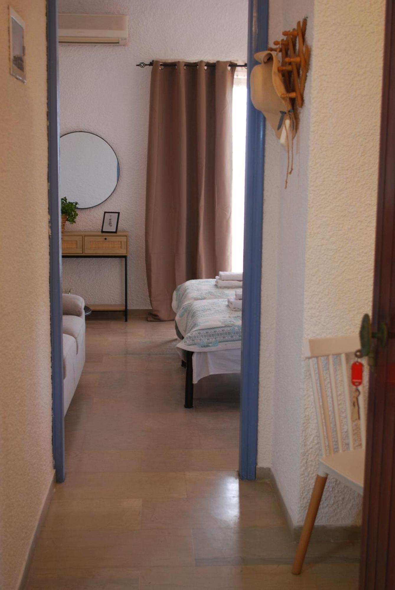 Sunset Rooms Agia Marina  Exterior foto