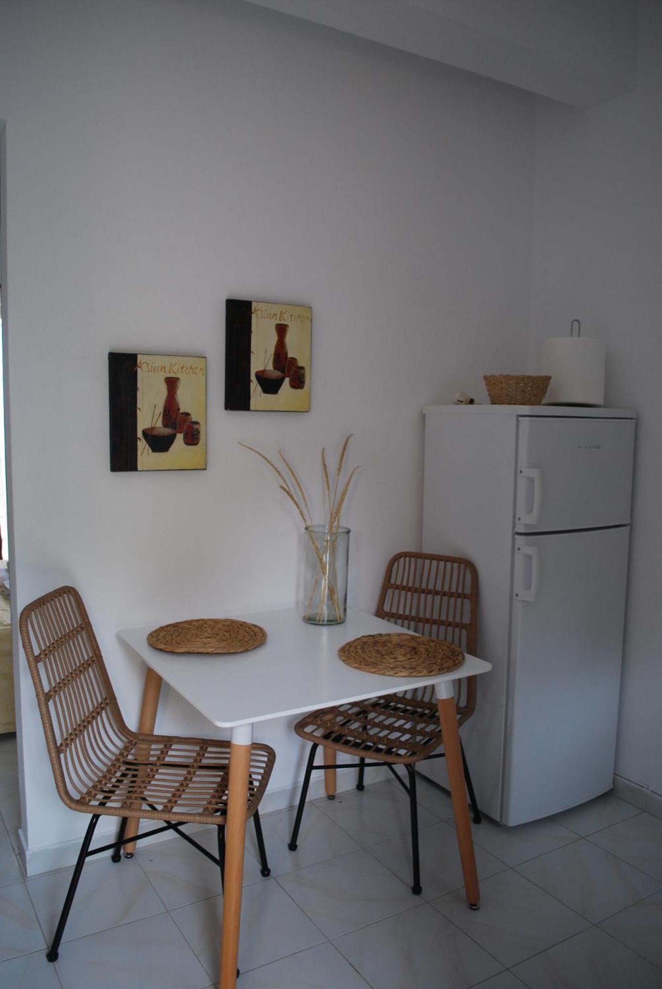 Sunset Rooms Agia Marina  Exterior foto