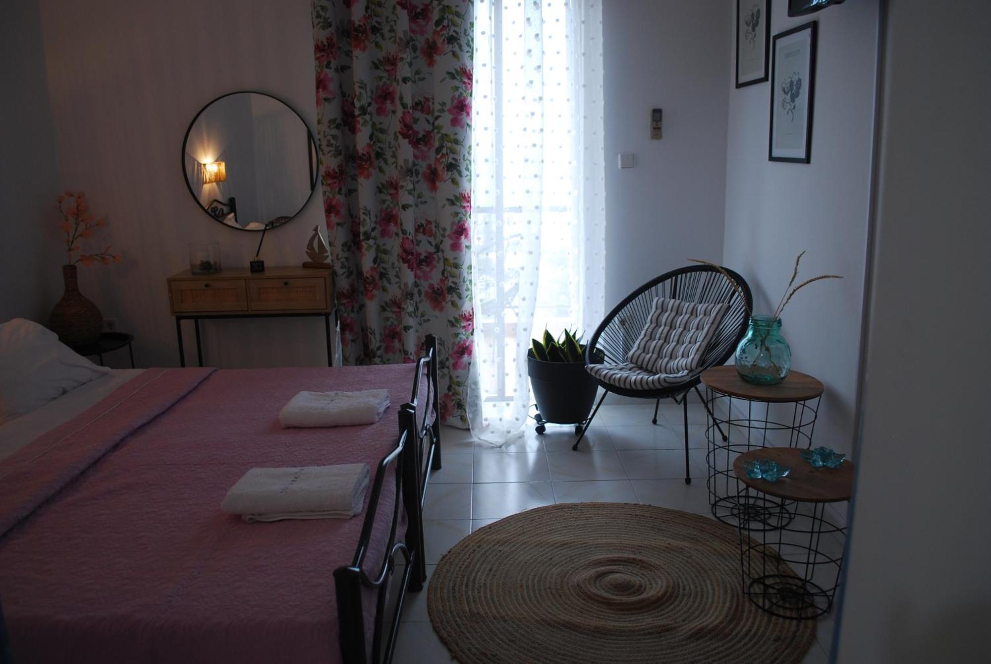 Sunset Rooms Agia Marina  Exterior foto